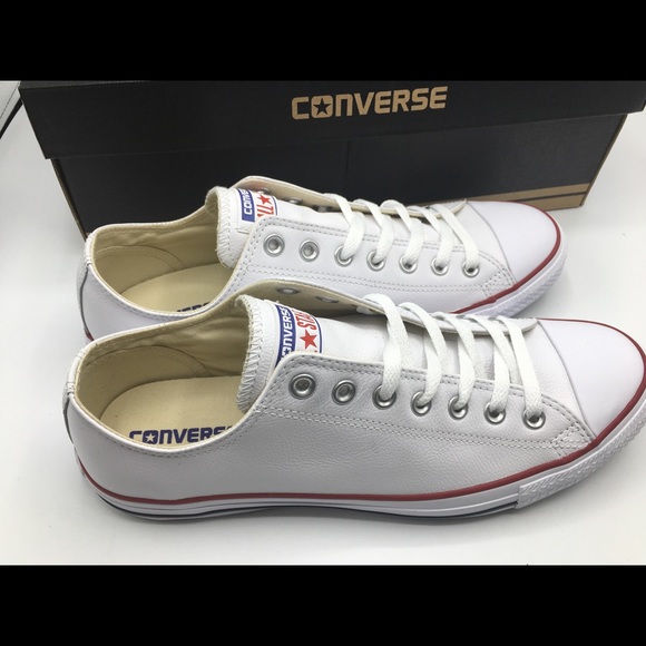 Converse Men’s Leather Low Chuck Taylor All Stars - Picture 8 of 8
